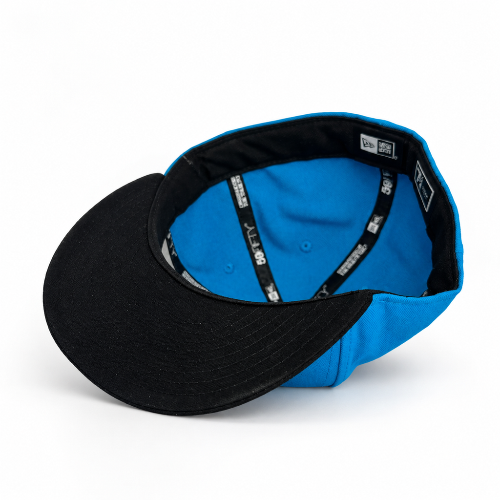 Bay Waters Whale blue and black fitted hat — 05 interior